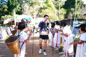 BIB: 2576
                            <button type="button" onclick="openModal(19063357)" class="btn btn-primary btn-sm float-right btn-popup" data-toggle="modal" data-target=".modal-high-quality">
                        <i class="fas fa-shopping-cart"></i> Add to Cart
                    </button>
                                            <button type="button" onclick="isThisMe(19063357, true)" class="btn btn-success btn-sm float-right btn-popup btn-isme hidden" data-toggle="tooltip" data-placement="bottom" title="นี่คือรูปของคุณใช่ไหม คลิกที่นี่เพื่อเอาเข้าอัลบั้ม">
                        <i class="fas fa-plus"></i> Add to album
                    </button>
                    <button type="button" onclick="isThisMe(19063357, false)" class="btn btn-warning btn-sm float-right btn-popup btn-isnotme hidden">
                        <i class="fas fa-ban"></i> Remove from album
                    </button>